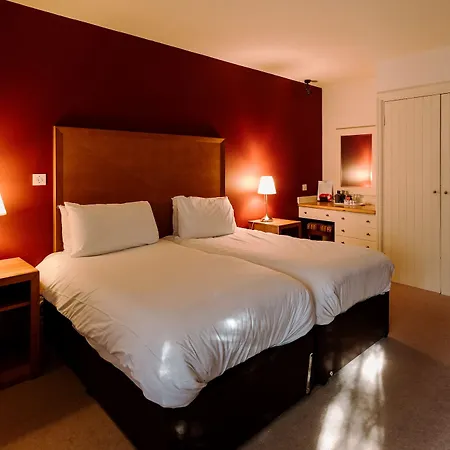 Chevin Country Park & 3* Otley (West Yorkshire)
