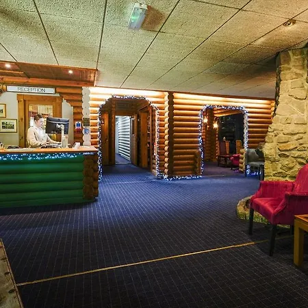 Chevin Country Park & Hotel 3*