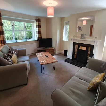Chevin Country Park & Hotel 3*
